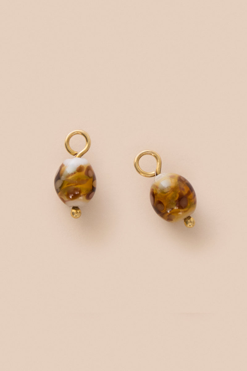 PAIR OF GLASS ARTISANAL BEADS - TORTOISESHELL