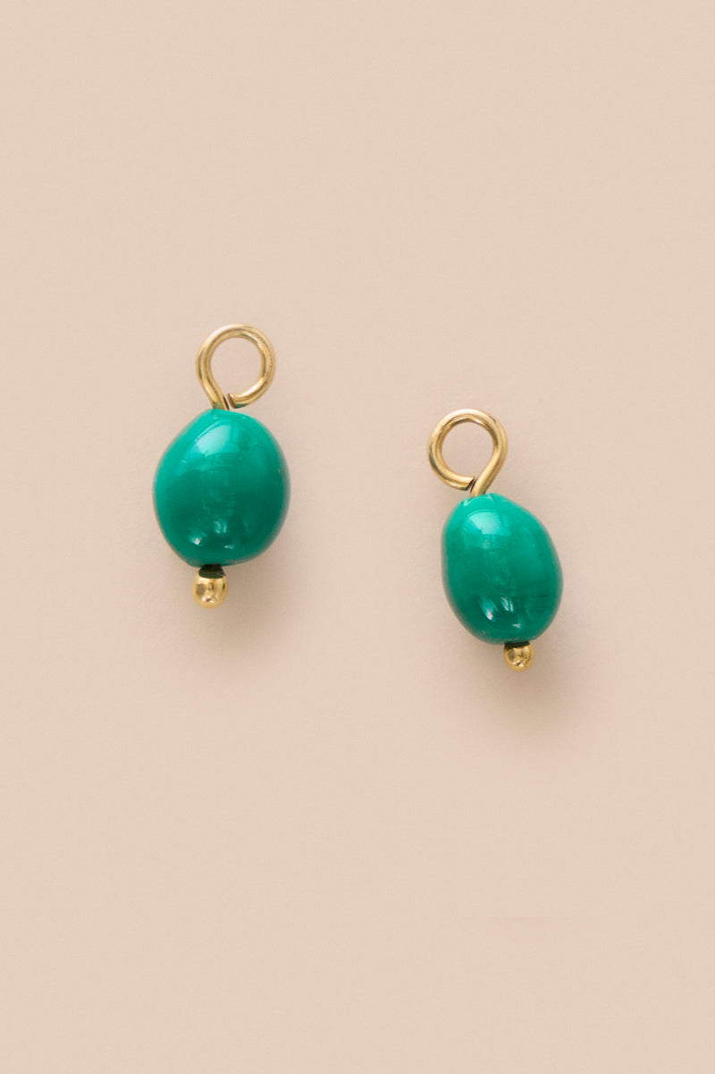 PAIR OF GLASS ARTISINAL BEADS - JADE